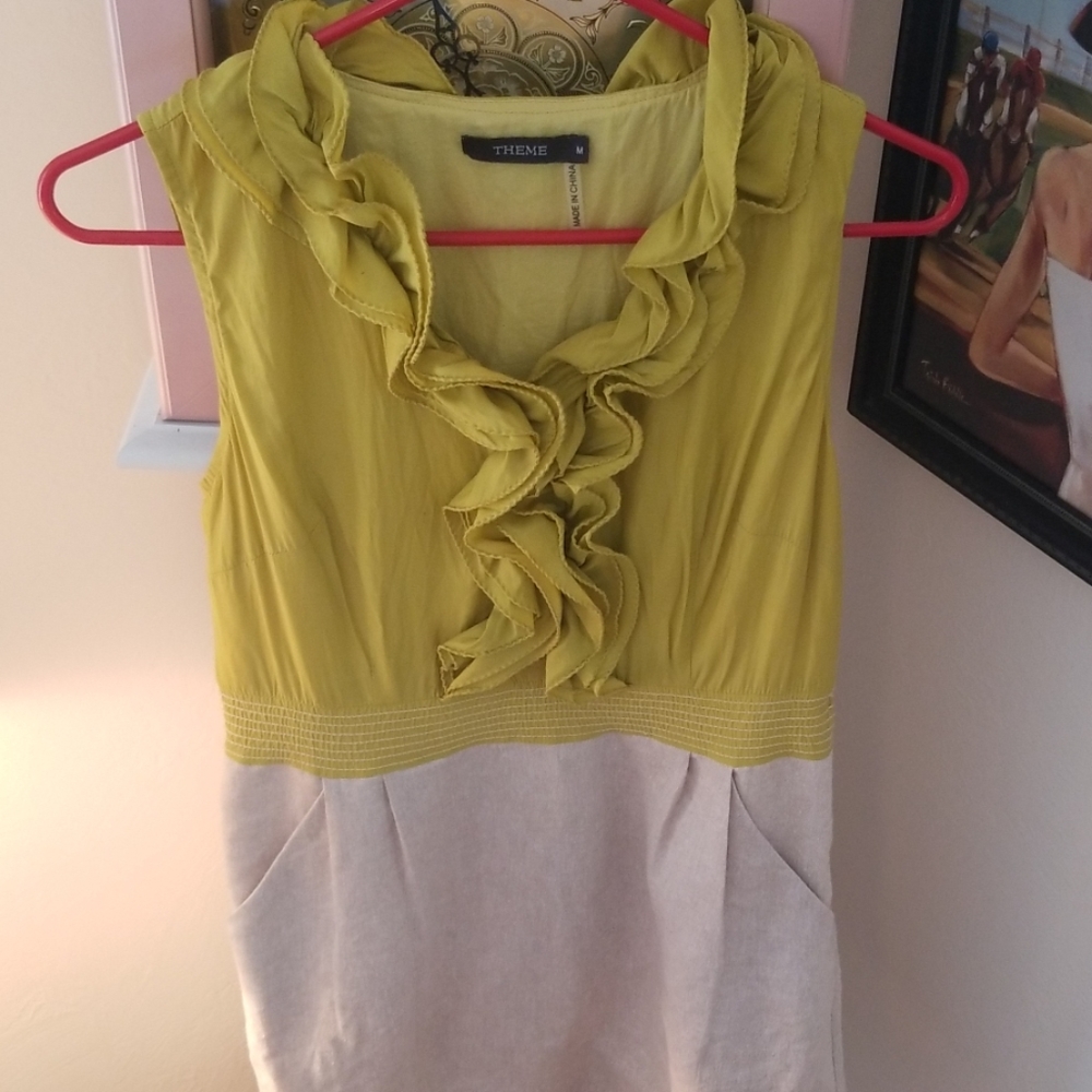 Dress - Picture 2 of 4